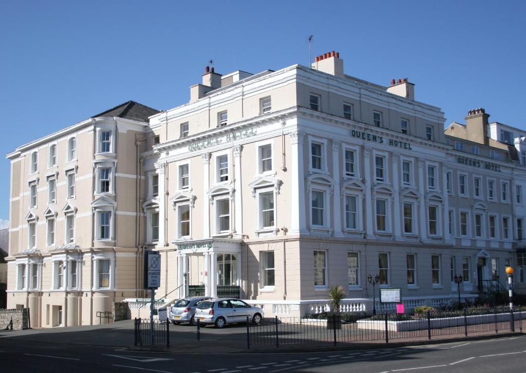 Queens Hotel Λαντούντνο Εξωτερικό φωτογραφία