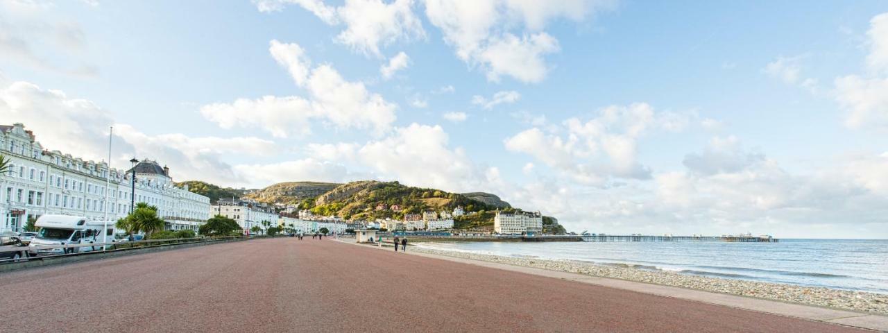 Queens Hotel Λαντούντνο Εξωτερικό φωτογραφία