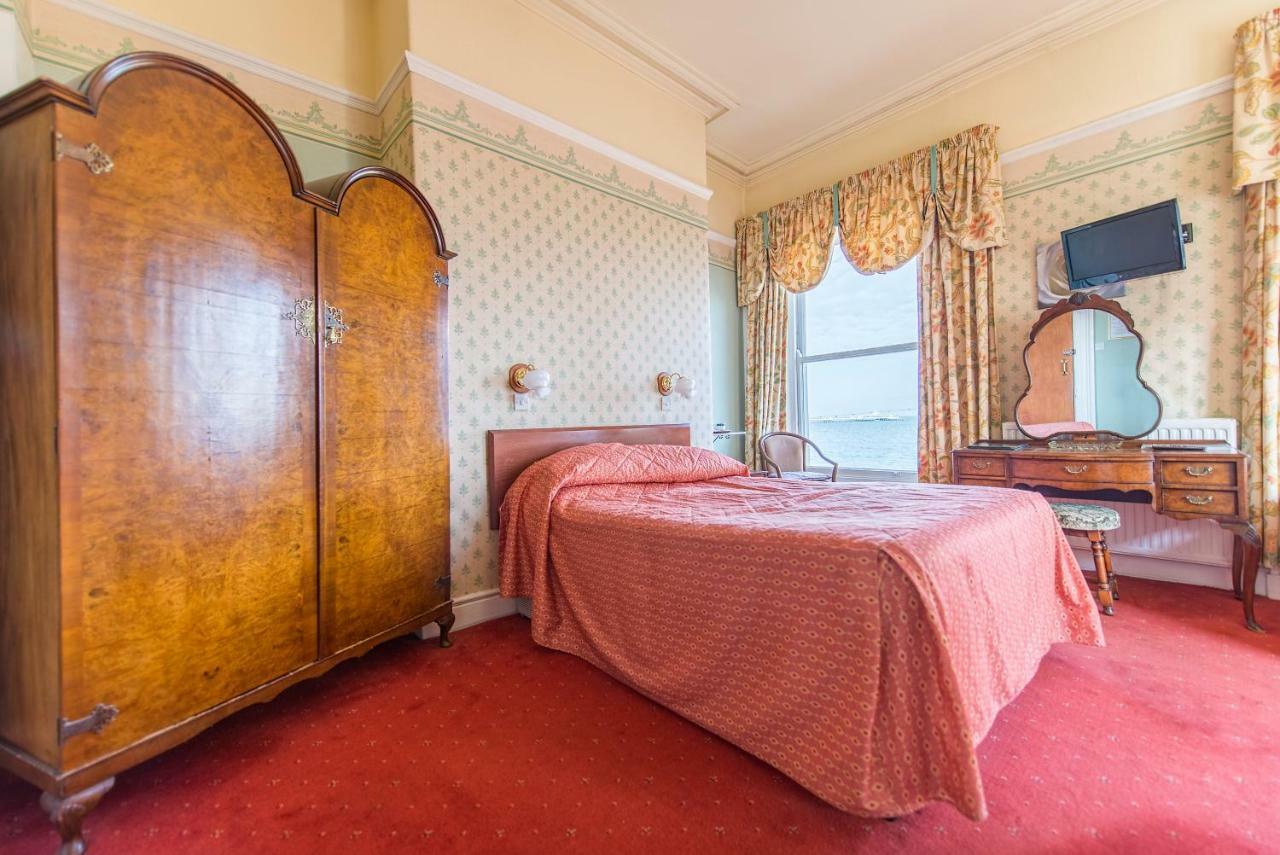 Queens Hotel Λαντούντνο Εξωτερικό φωτογραφία
